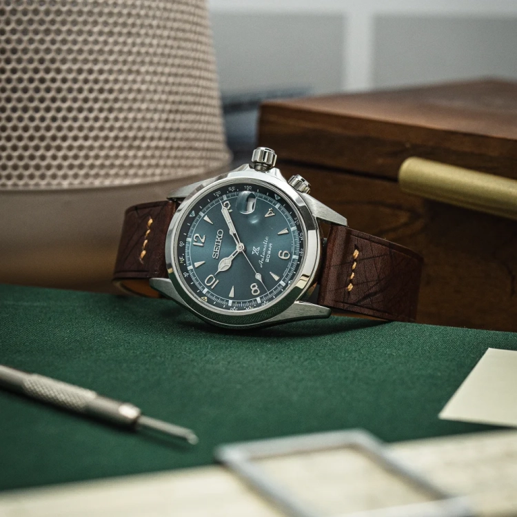 Badalassi Carlo Ecbatana TabaccoCamel – pasek do zegarka seiko zbliżenie