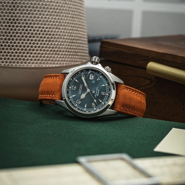 Tempesti Baku FienoOrange – pasek do zegarka seiko zbliżenie