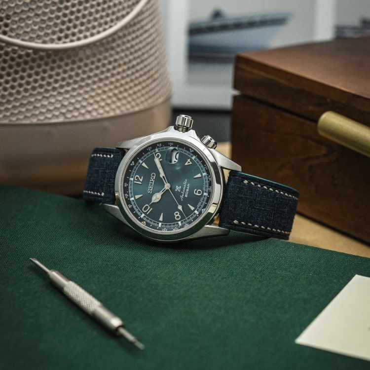 Tempesti Babele NavyWhite – pasek do zegarka seiko zbliżenie