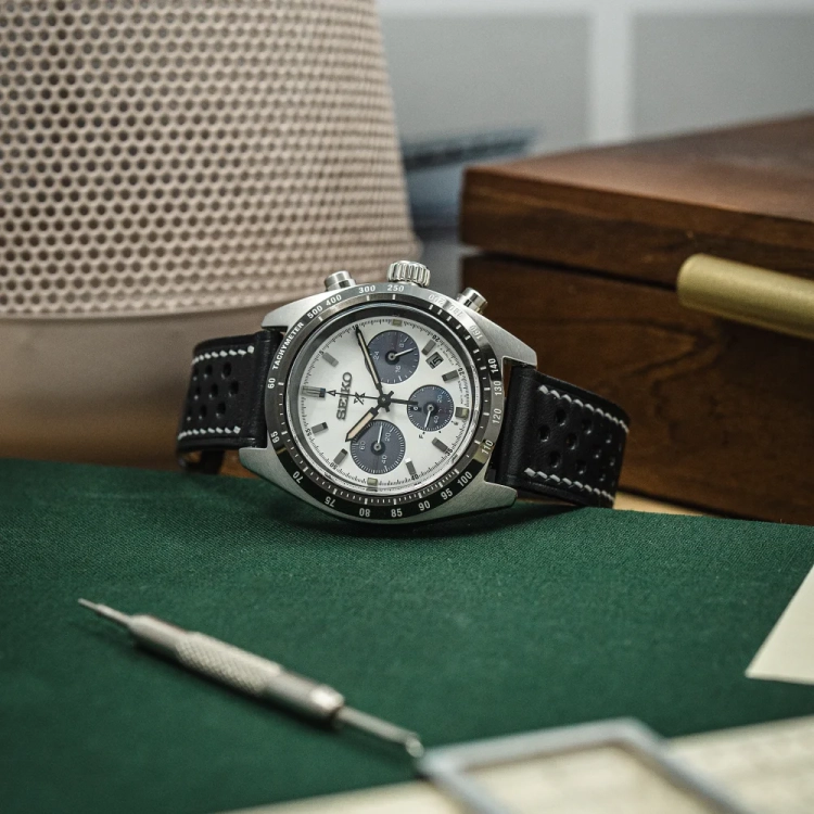 Walpier Buttero Rally BlackWhite – pasek do zegarka seiko zbliżenie